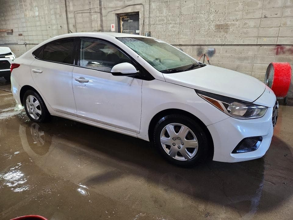 2019 HYUNDAI ACCENT SE 4