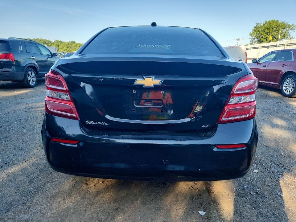 2018 CHEVROLET SONIC LT 6