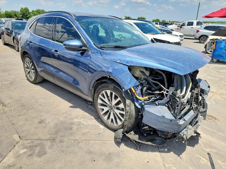 2020 FORD ESCAPE TITANIUM 4