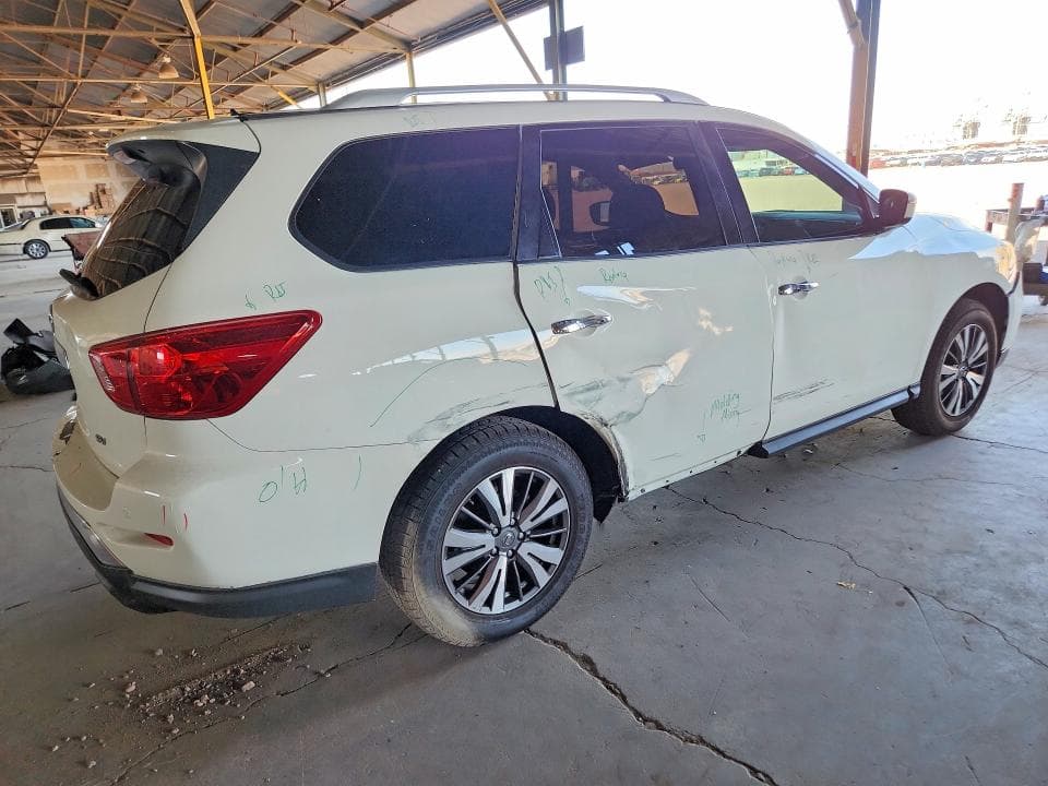 2018 NISSAN PATHFINDER SV 3