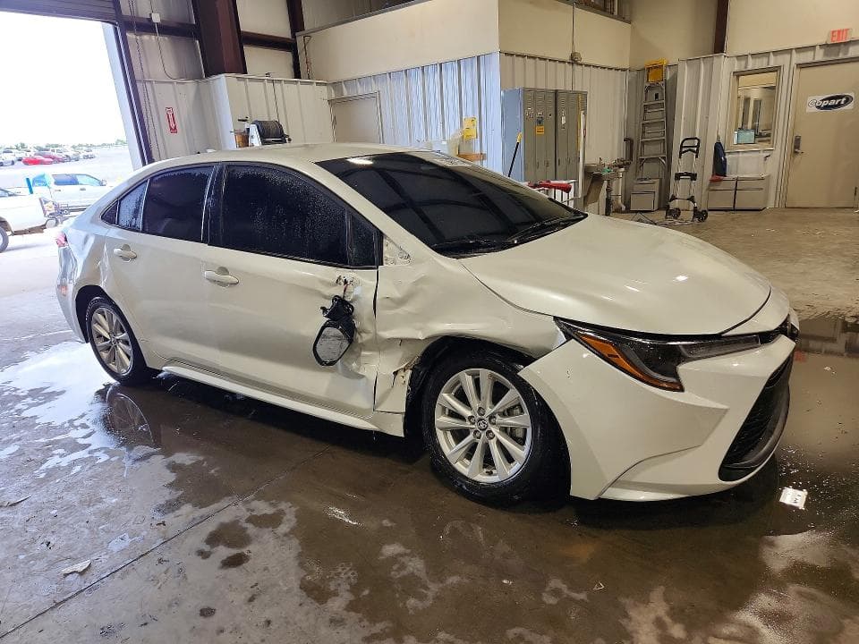 2025 TOYOTA COROLLA LE 4