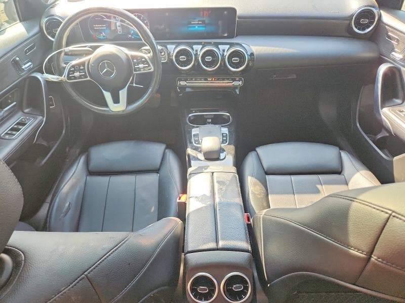 2019 MERCEDES-BENZ A 220 4MATIC 8