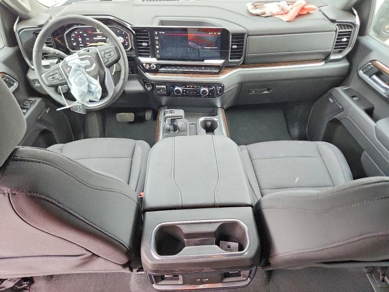 2026 GMC SIERRA C1500 8