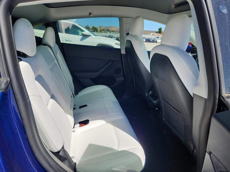 2022 TESLA MODEL Y 10