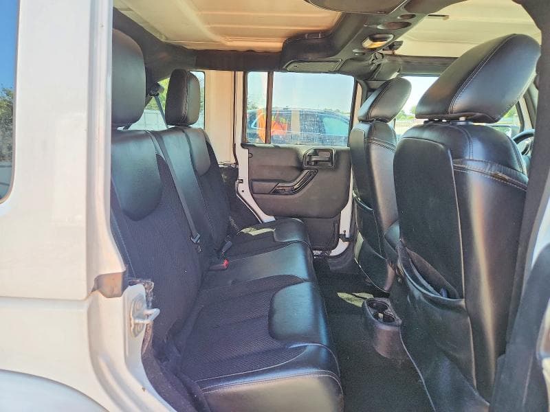 2017 JEEP WRANGLER UNLIMITED SAHARA 11