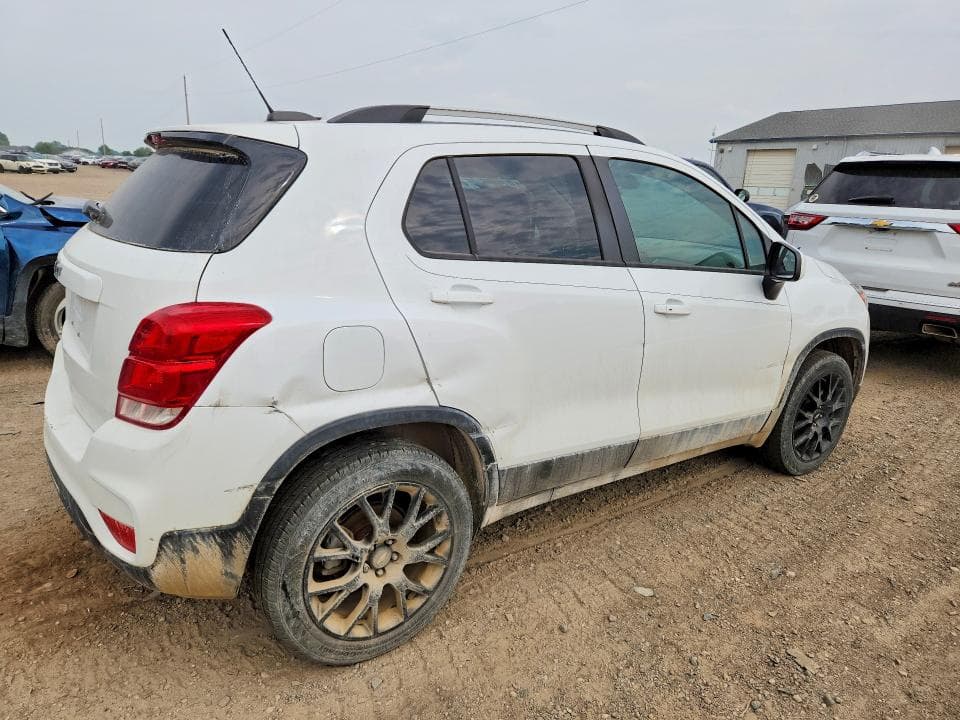 2021 CHEVROLET TRAX 1LT 3