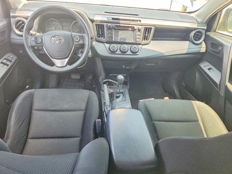 2017 TOYOTA RAV4 LE 8