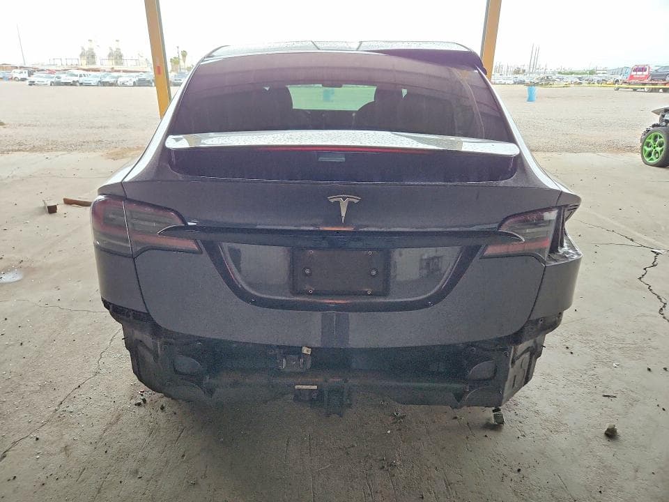 2022 TESLA MODEL X 6