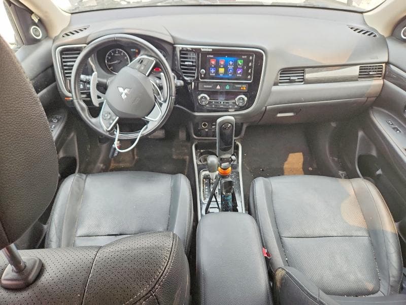 2017 MITSUBISHI OUTLANDER GT 8