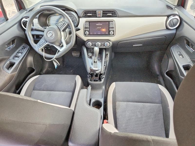 2021 NISSAN VERSA SV 8
