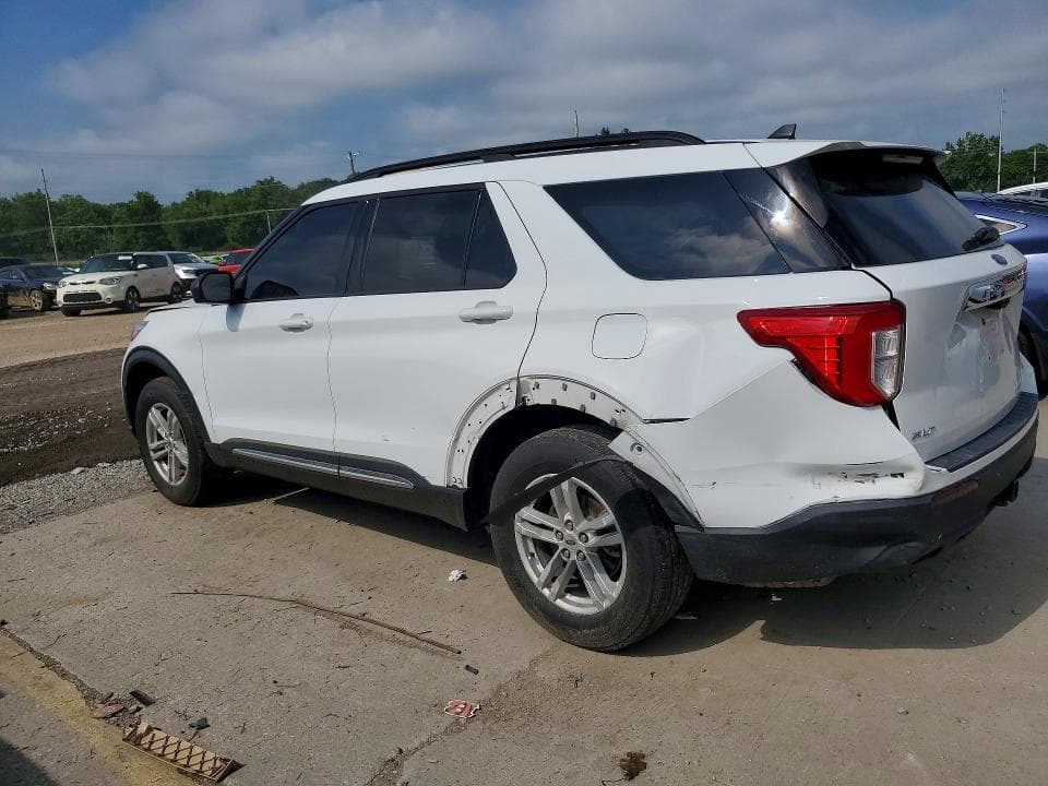 2022 FORD EXPLORER XLT 2