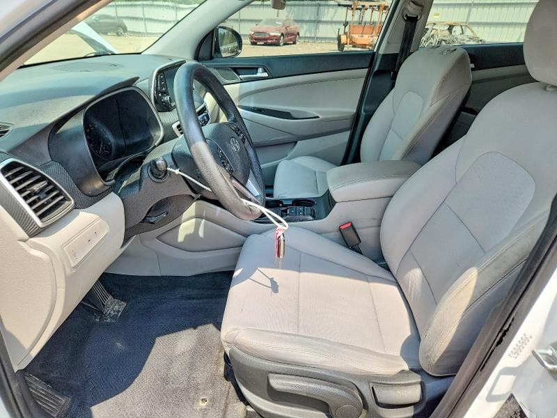 2020 HYUNDAI TUCSON SE 7