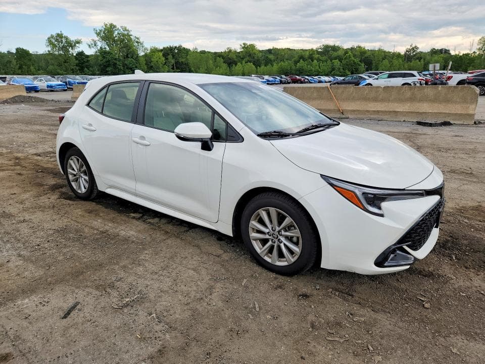 2024 TOYOTA COROLLA HATCHBACK SE 4