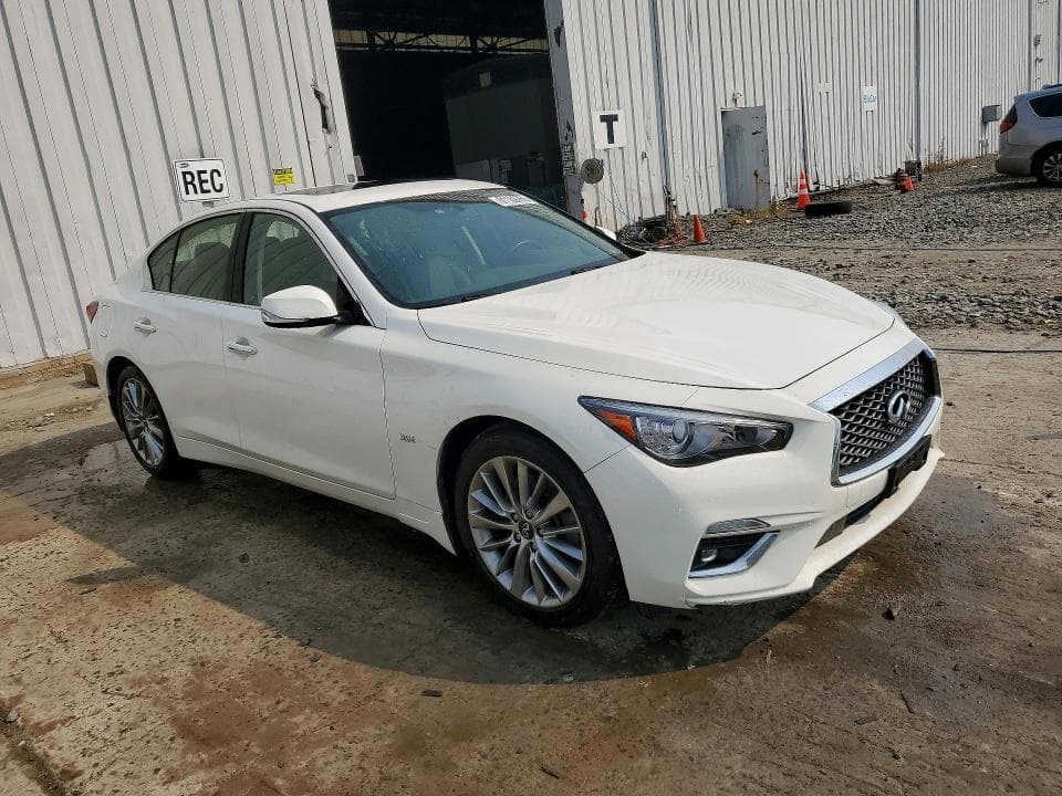2019 INFINITI Q50 3.0T LUXE 4