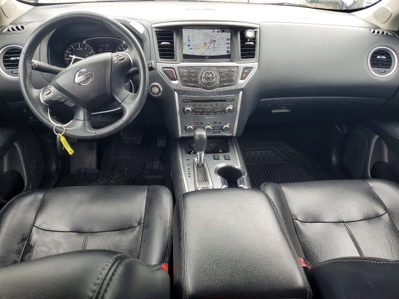 2017 NISSAN PATHFINDER SL 8