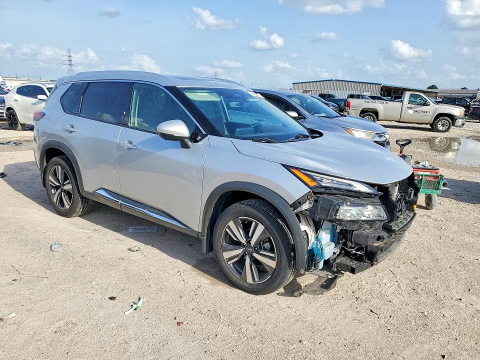 2023 NISSAN ROGUE SL 4