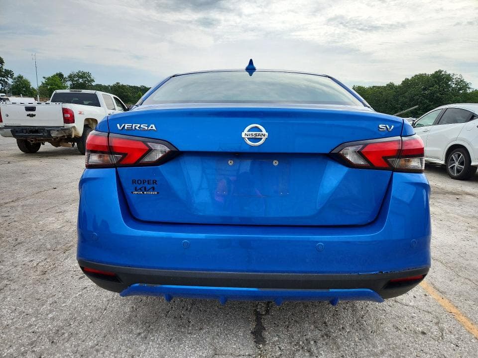 2020 NISSAN VERSA SV 6
