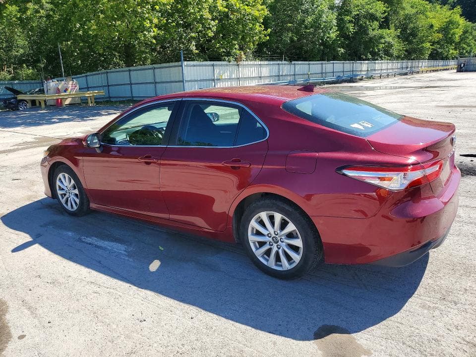 2019 TOYOTA CAMRY LE 2