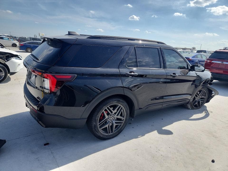 2025 FORD EXPLORER ST-LINE 3