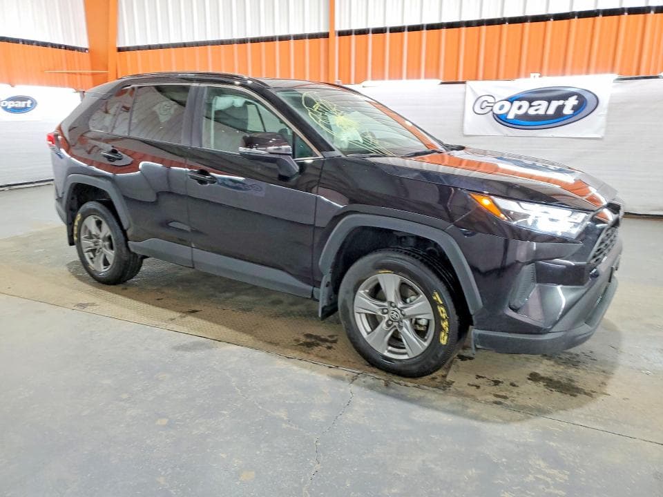 2025 TOYOTA RAV4 XLE 4