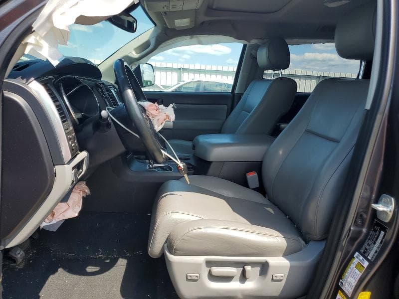 2019 TOYOTA SEQUOIA SR5 7