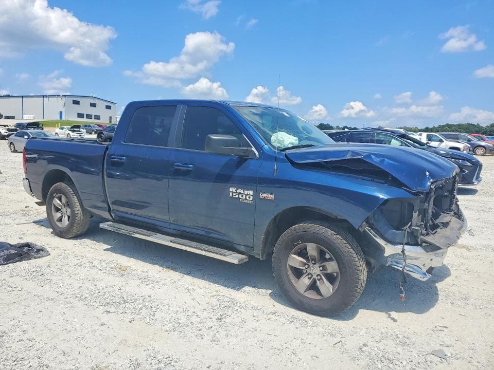 2020 RAM 1500 CLASSIC SLT 4