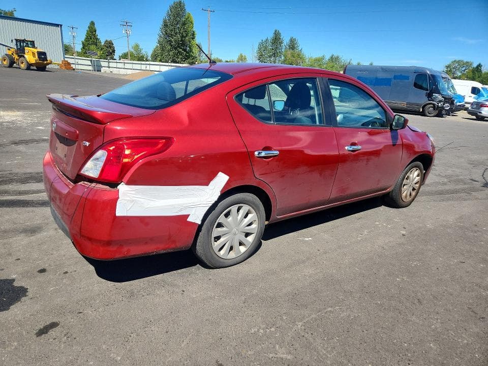 2017 NISSAN VERSA 1.6 SV 3