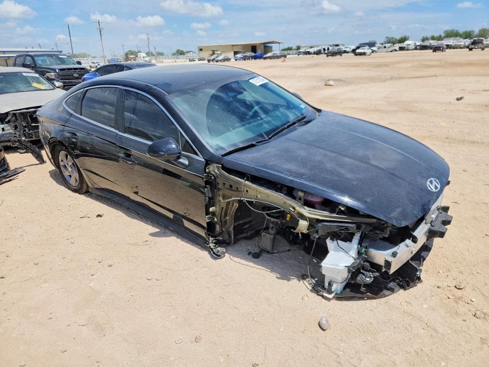2026 HYUNDAI SONATA SE 4