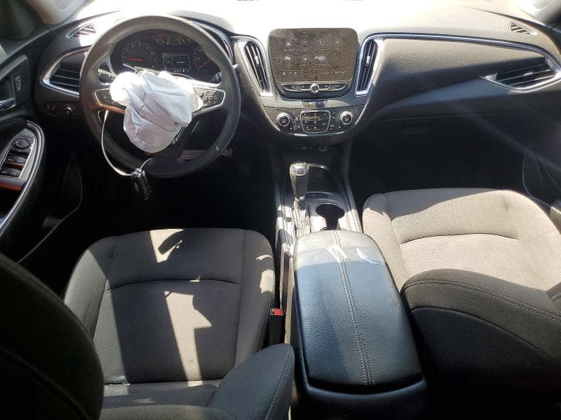 2020 CHEVROLET MALIBU LT 8