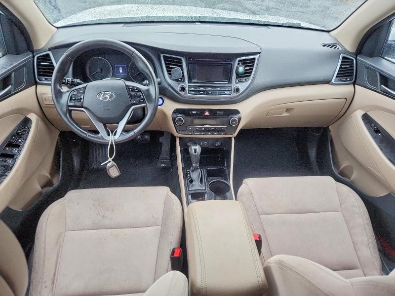 2017 HYUNDAI TUCSON VALUE 8