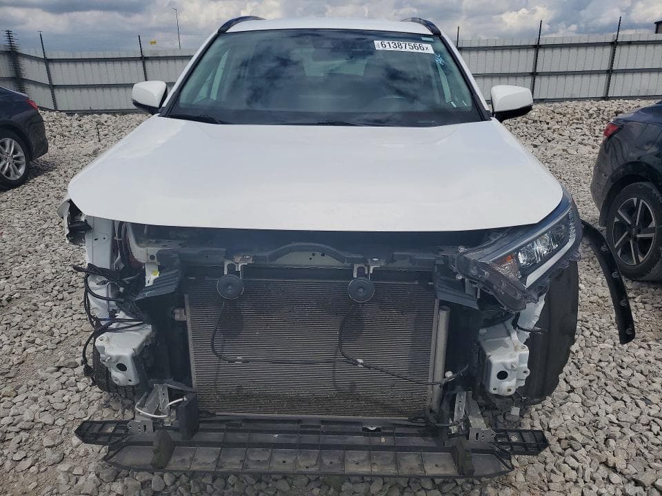 2020 TOYOTA RAV4 XLE 5