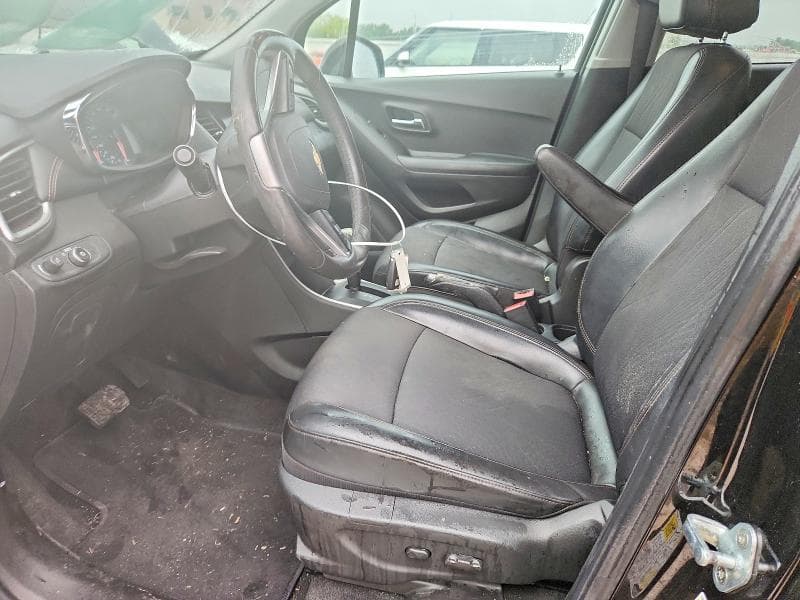 2021 CHEVROLET TRAX 1LT 7