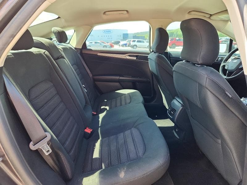 2018 FORD FUSION SE 10