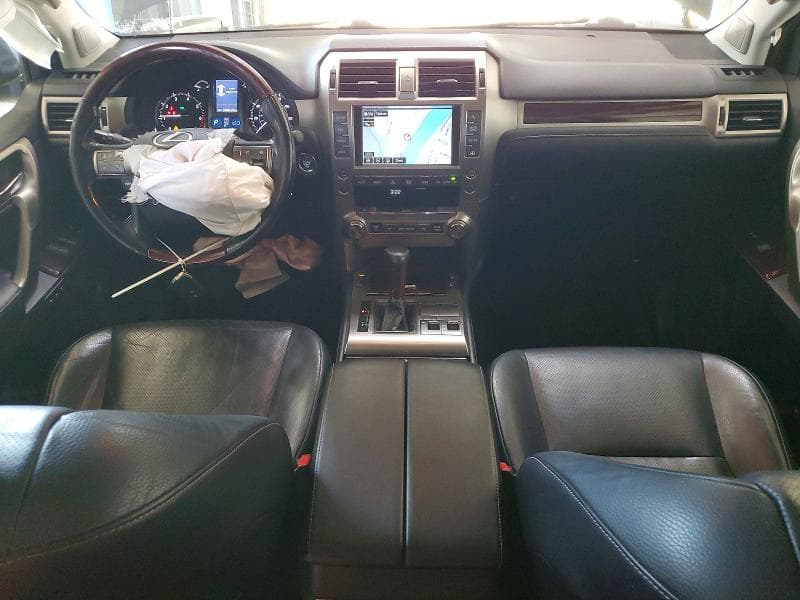 2017 LEXUS GX 460 8
