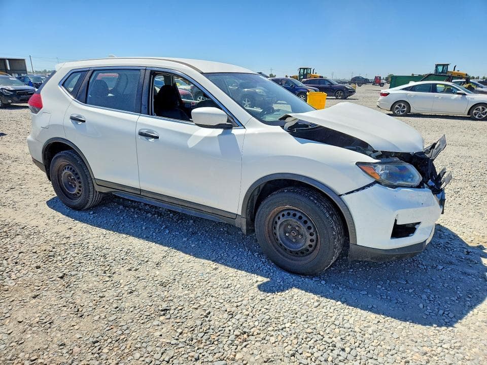 2017 NISSAN ROGUE S 4