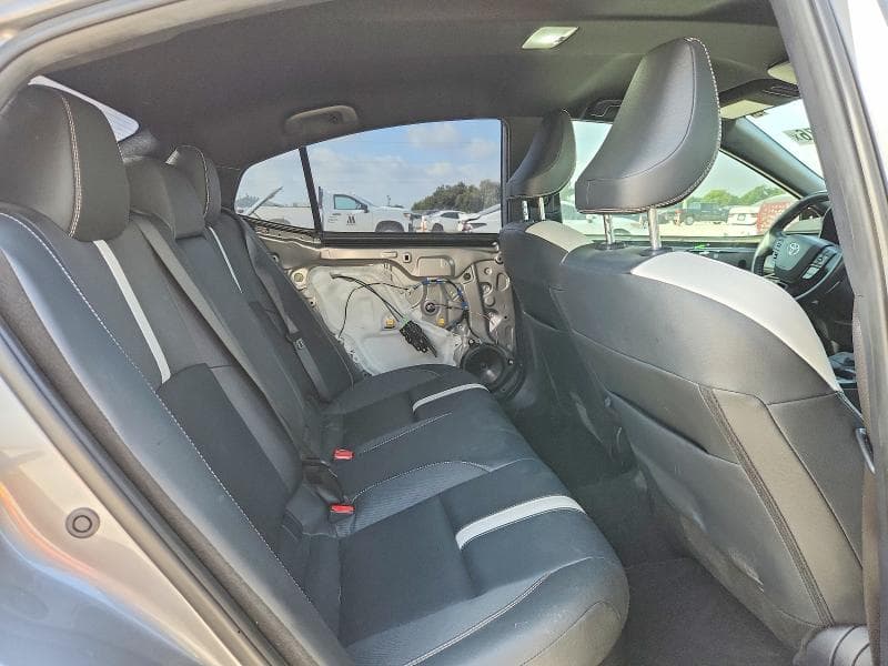 2025 TOYOTA CAMRY SE 10