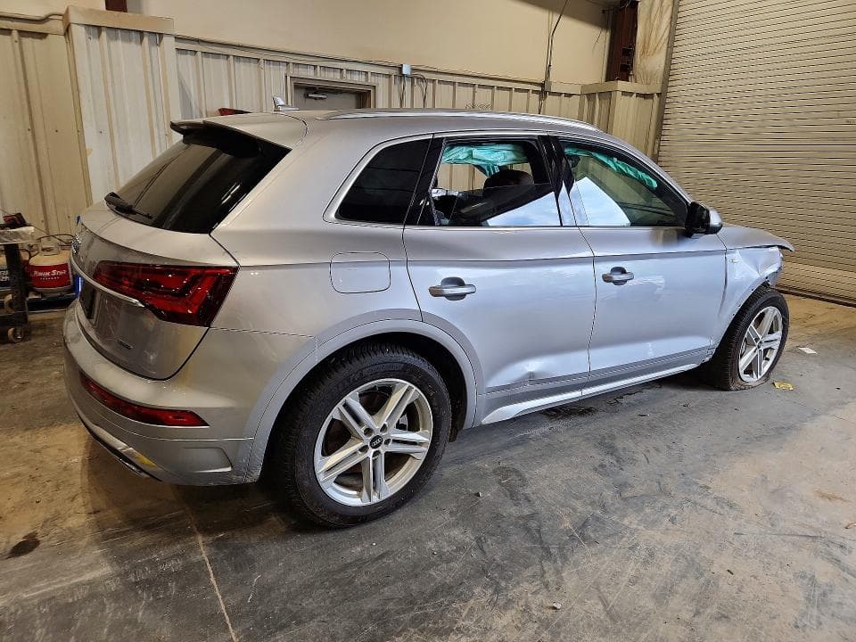 2022 AUDI Q5 E PREMIUM PLUS 55 3
