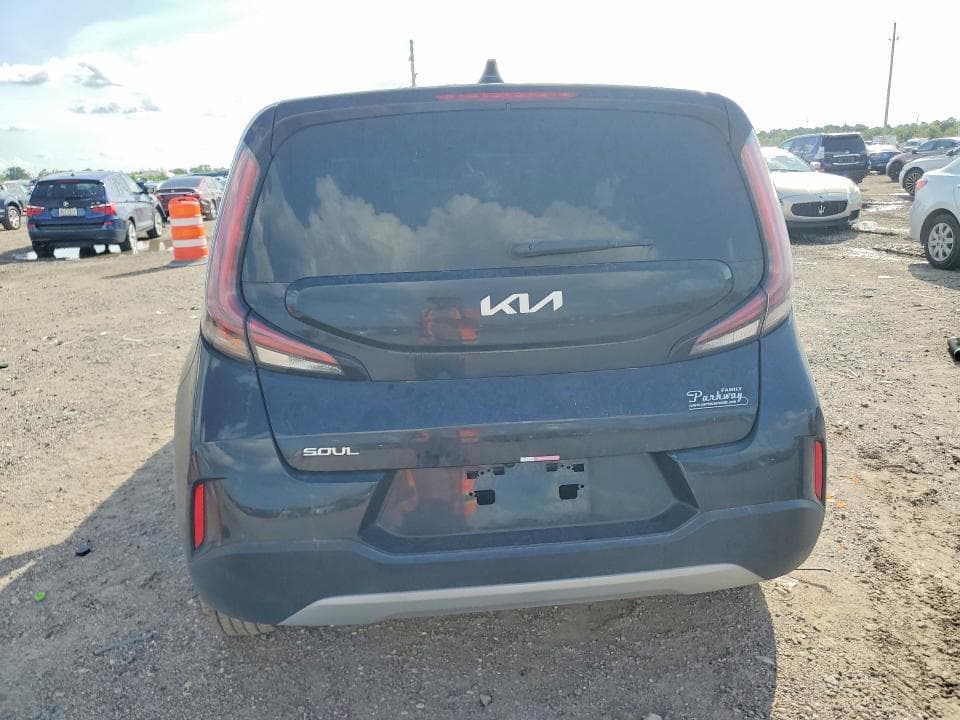2024 KIA SOUL LX 6