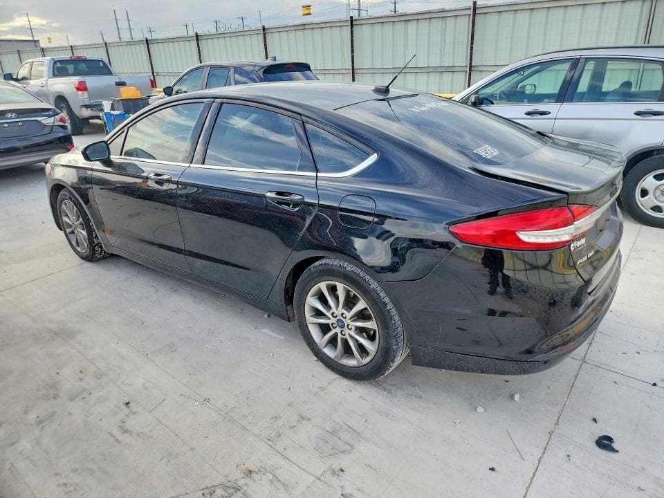 2017 FORD FUSION SE 2