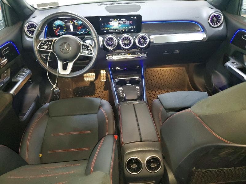 2023 MERCEDES-BENZ GLB 250 4MATIC 8