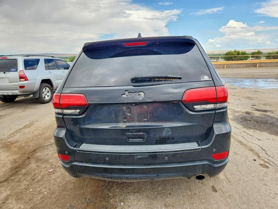 2017 JEEP GRAND CHEROKEE LAREDO 6