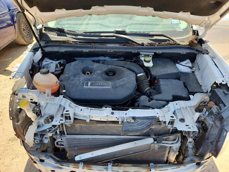 2019 LINCOLN MKC 12