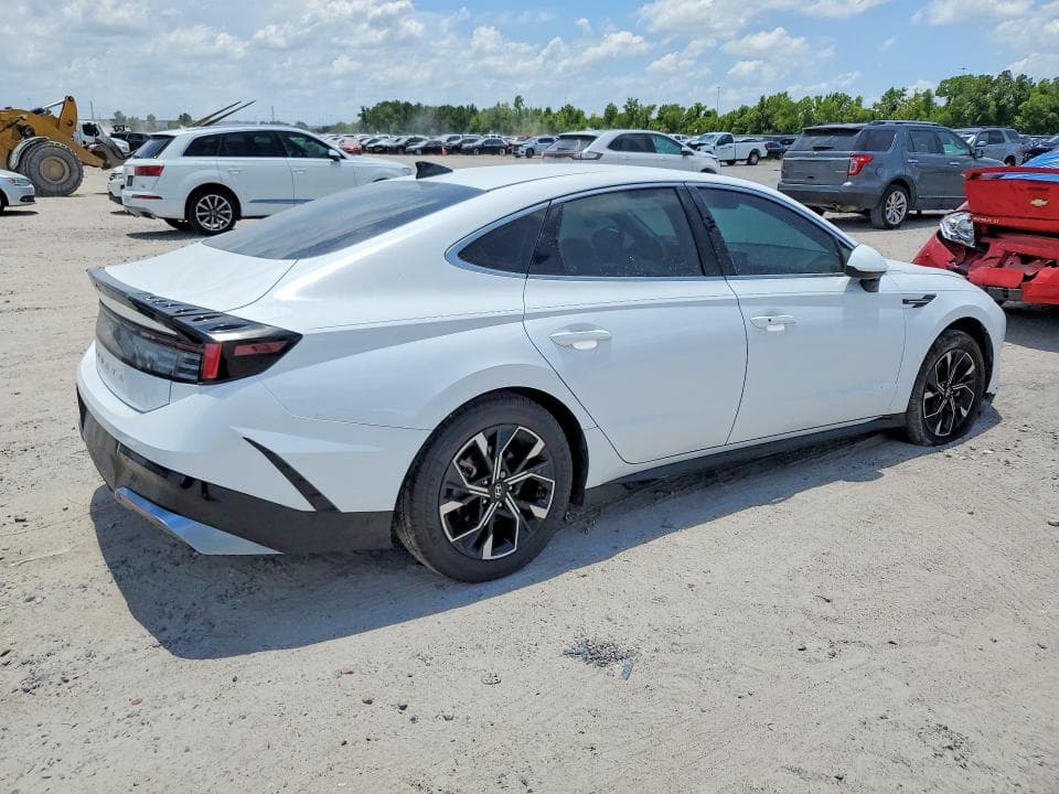 2024 HYUNDAI SONATA SEL 3