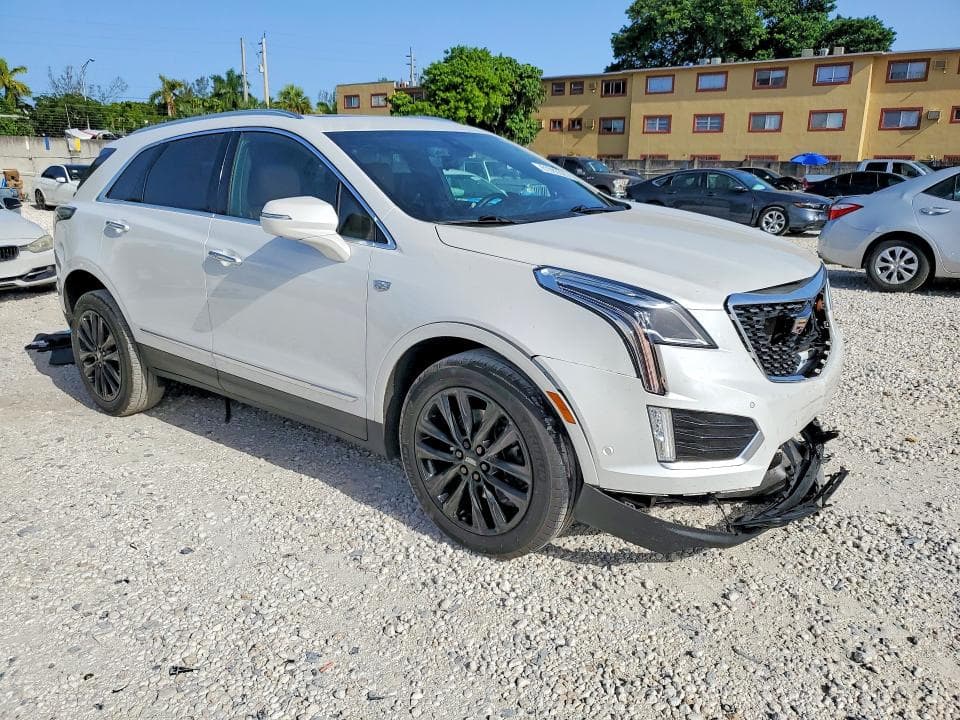 2022 CADILLAC XT5 PREMIUM LUXURY 4