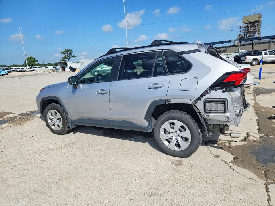 2020 TOYOTA RAV4 LE 2