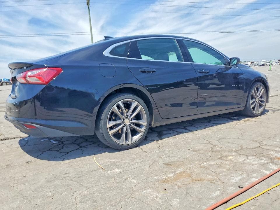 2022 CHEVROLET MALIBU LT 3