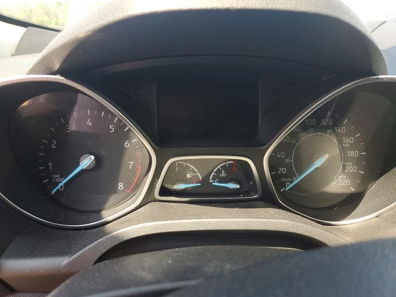 2017 FORD ESCAPE SE 9
