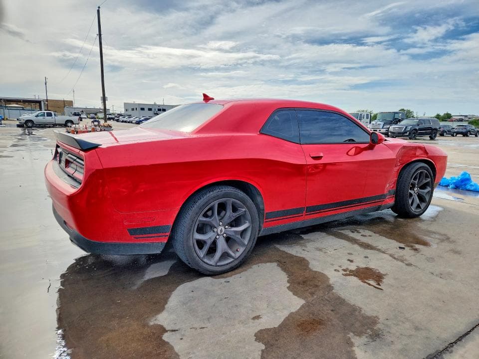 2017 DODGE CHALLENGER SXT 3