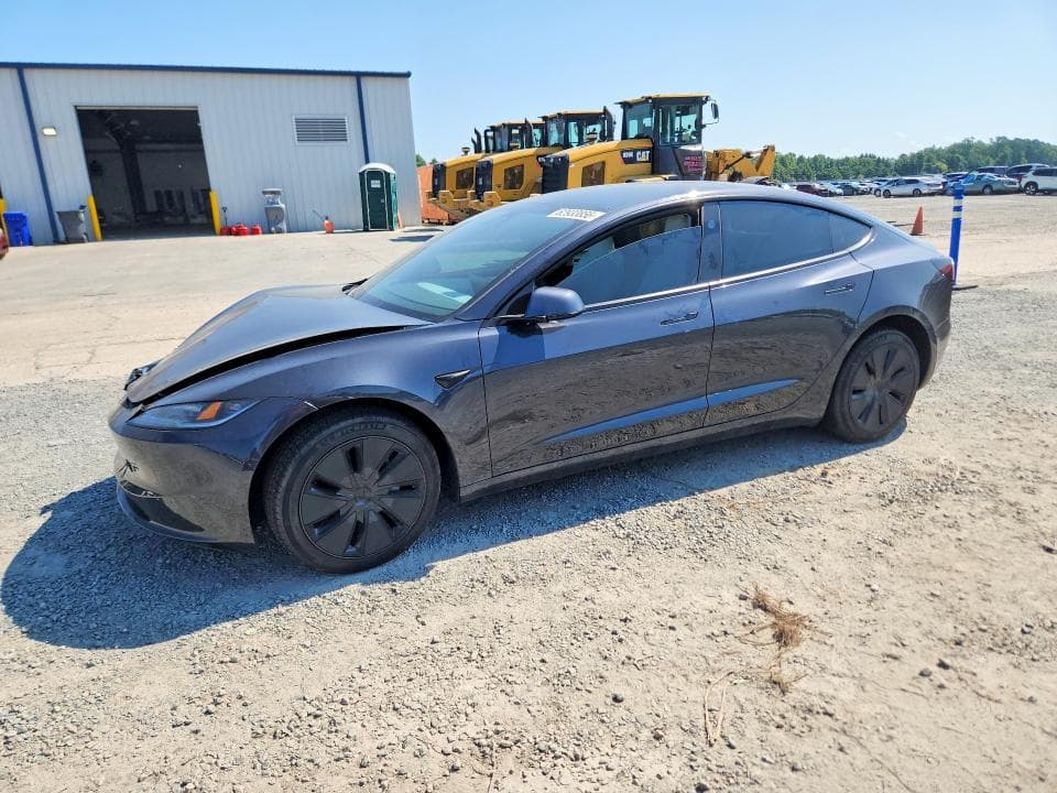 2026 TESLA MODEL 3 - 1