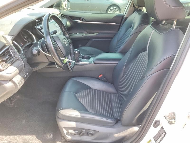 2020 TOYOTA CAMRY SE 7